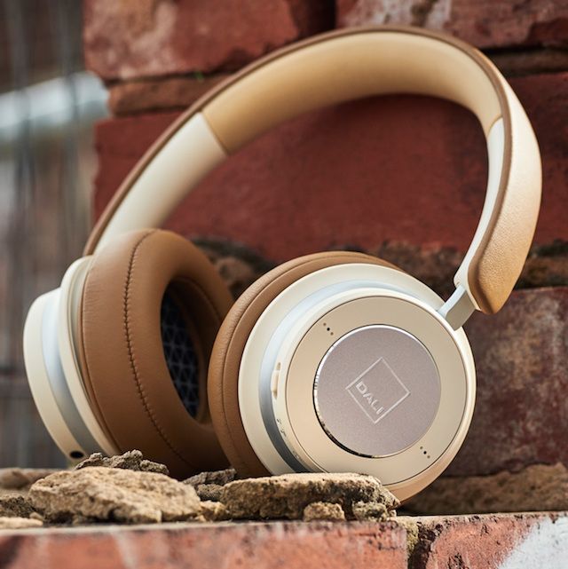 iO-4--4.jpg
